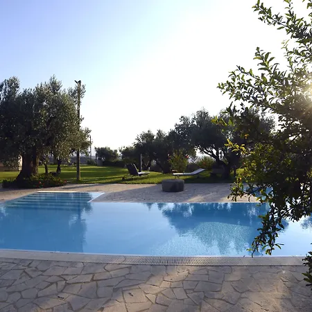 Lantgård Le Carolee Pianopoli